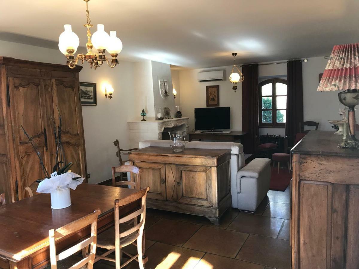 La Clue/ Le Jas Du Ventoux Hotell Plaisians Eksteriør bilde